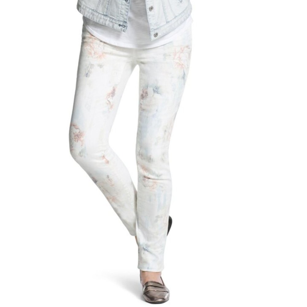 ✨4 for $20✨ | Chico’s | Platinum Diffused Floral Jeggings | 4 - Picture 1 of 8